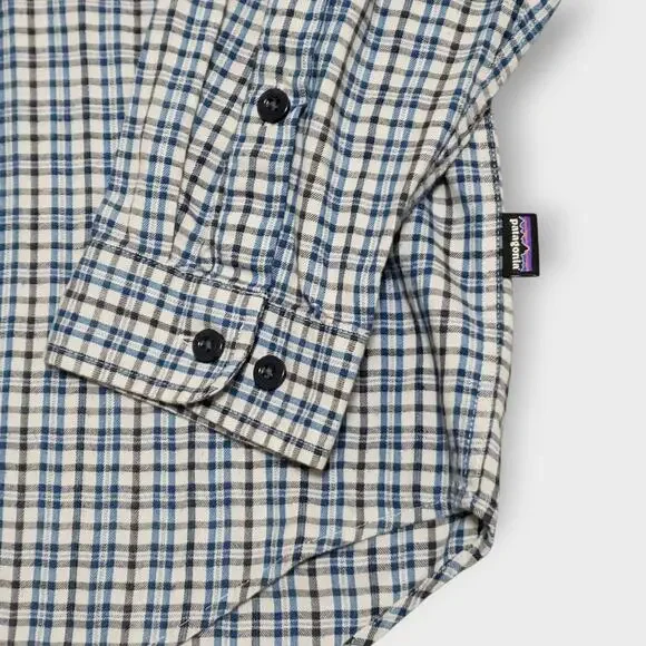 Patagonia‎ Mens Organic Cotton Knit Button Up Shirt Sz Med Blue Check Plaid - Picture 3 of 12